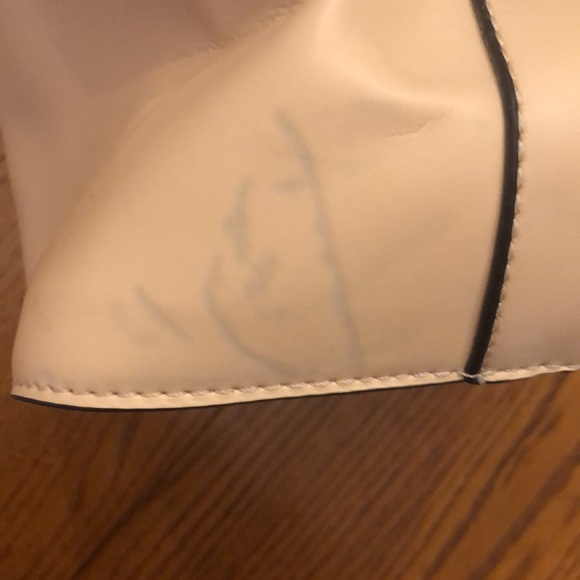 This is a Cross Body Double Strap. - Picture 6 of 7